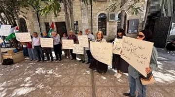 رام الله: نشطاء فلسطينيون يبدؤون إضرابًا مفتوحًا عن الطعام تضامنًا مع غزة