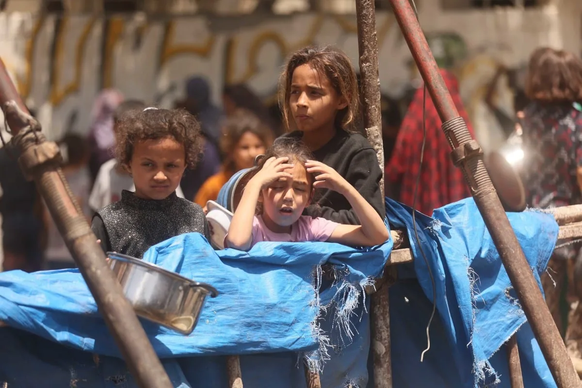 100 ألف طفل في غزة معرضون لخطر الموت خلال الأيام القليلة القادمة 100 ألف طفل في غزة معرضون لخطر الموت خلال الأيام القليلة القادمة