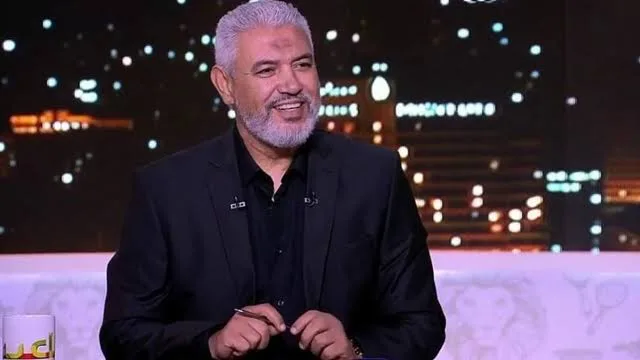 رميتني بسبب عدم وجود طعام | جمال عبد الحميد: أنا عاشق للزمالك ولا يمكنني حب الأهلي رميتني بسبب عدم وجود طعام | جمال عبد الحميد: أنا عاشق للزمالك ولا يمكنني حب الأهلي
