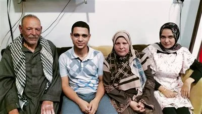 «محمد» يحصل على المركز الثالث في الثانوية الأزهرية بالشرقية: القرآن هو مفتاح نجاحي وطموحي أن أ成为 طبيباً «محمد» يحصل على المركز الثالث في الثانوية الأزهرية بالشرقية: القرآن هو مفتاح نجاحي وطموحي أن أ成为 طبيباً