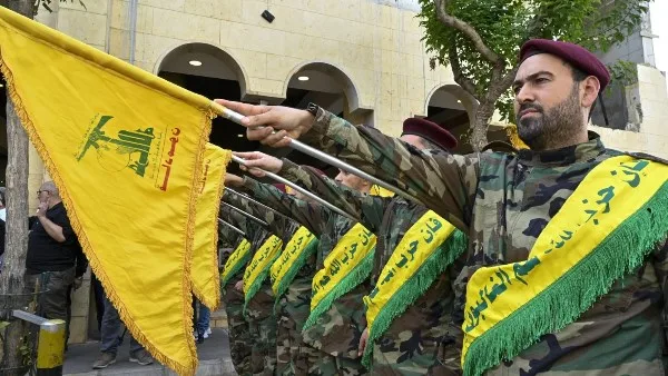 جيش الاحتلال يعلن عن استهداف قائد من “حزب الله” في منطقة بنت جبيل