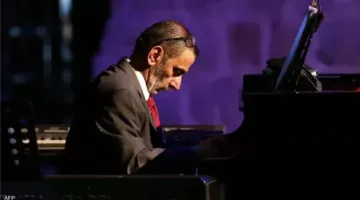 “ابتسامة في المستشفى”.. الصورة الأخيرة لزياد الرحباني قبل رحيله