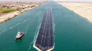 قناة السويس: استمرارية الحركة الملاحية وكفاءة الطواقم كعوامل رئيسية في التفوق على مستوى العالم