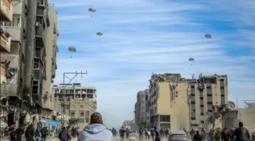 الجيش الإسرائيلي يعلن إنشاء “مآمن آمنة” واستئناف إيصال المساعدات جواً إلى غزة