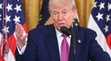 الرئيس الأمريكي يعلن عن موافقة تايلاند وكمبوديا على بدء محادثات عاجلة لوقف إطلاق النار
