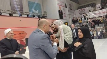 الجبهة الوطنية تكرم الطالبة أسماء من ذوي الاحتياجات الخاصة بعد تحقيقها 90% في الثانوية العامة