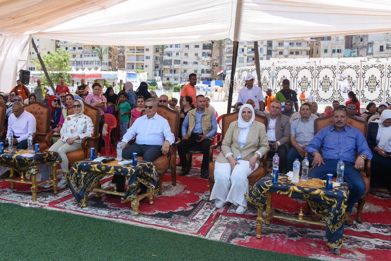 محافظ الإسكندرية يفتتح ميداني "الإسكندرية موجة حب" و"إسكندرية مهد الحضارات" بمنطقة سيدي جابر نطاق حي شرق بمشاركة المجتمع المدني