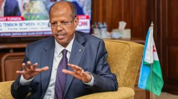 مفوضية الاتحاد الإفريقي تعبر عن ترحيبها بإعلان فرنسا نيتها الاعتراف بدولة فلسطين.