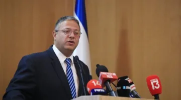 بن غفير: زيادة الدعم إلى غزة تعتبر استسلامًا لمزاعم حماس الزائفة