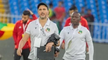 عاجل… وكيل المدرب “الطرابلسي” يوضح حقيقة مفاوضات الأهلي للتعاقد مع المدرب التونسي في فريق “ريبيرو” (خاص)