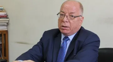 حلمى النمنم: تأثير هيمنة وسائل التواصل الاجتماعي على الثقافة والمثقفين أصبح أكثر أهمية وخطورة.