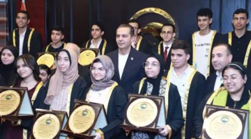 مليونية من الجنيهات للأوائل ورحلة عمرة لأمهات المتفوقين.. “مستقبل وطن” يقيم احتفالاً كبيراً لتكريم خريجي الثانوية العامة بحضور الأمين العام