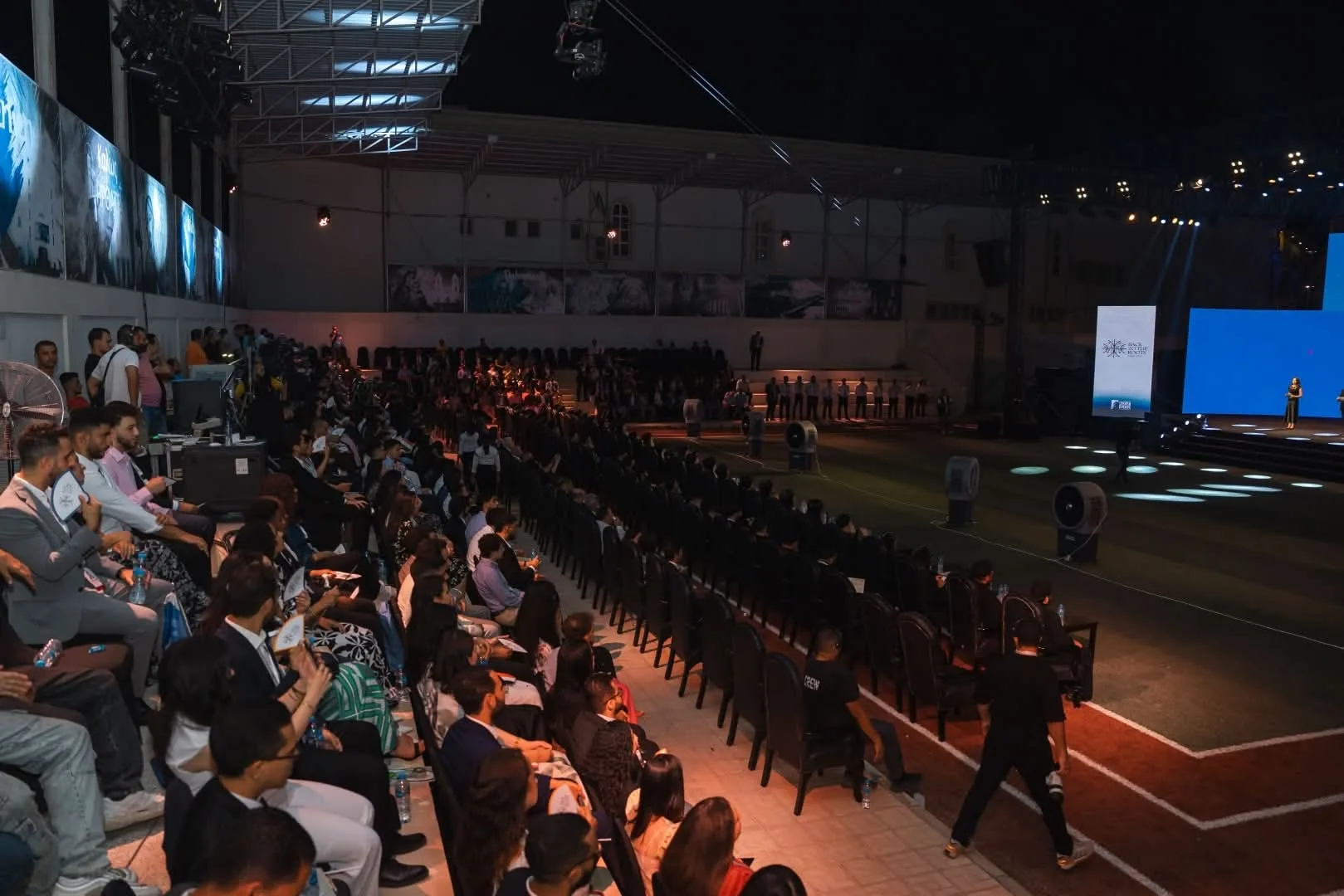 عودة إلى الأصل: البابا تواضروس يفتتح ملتقى «لوجوس للشباب» العالمي تحت عنوان «متصلون» | صور