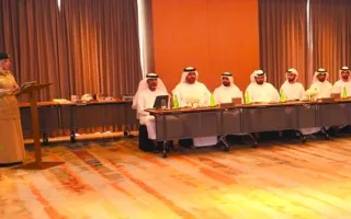 شرطة دبي تنظم اجتماعًا لتعزيز السياحة الأمنية