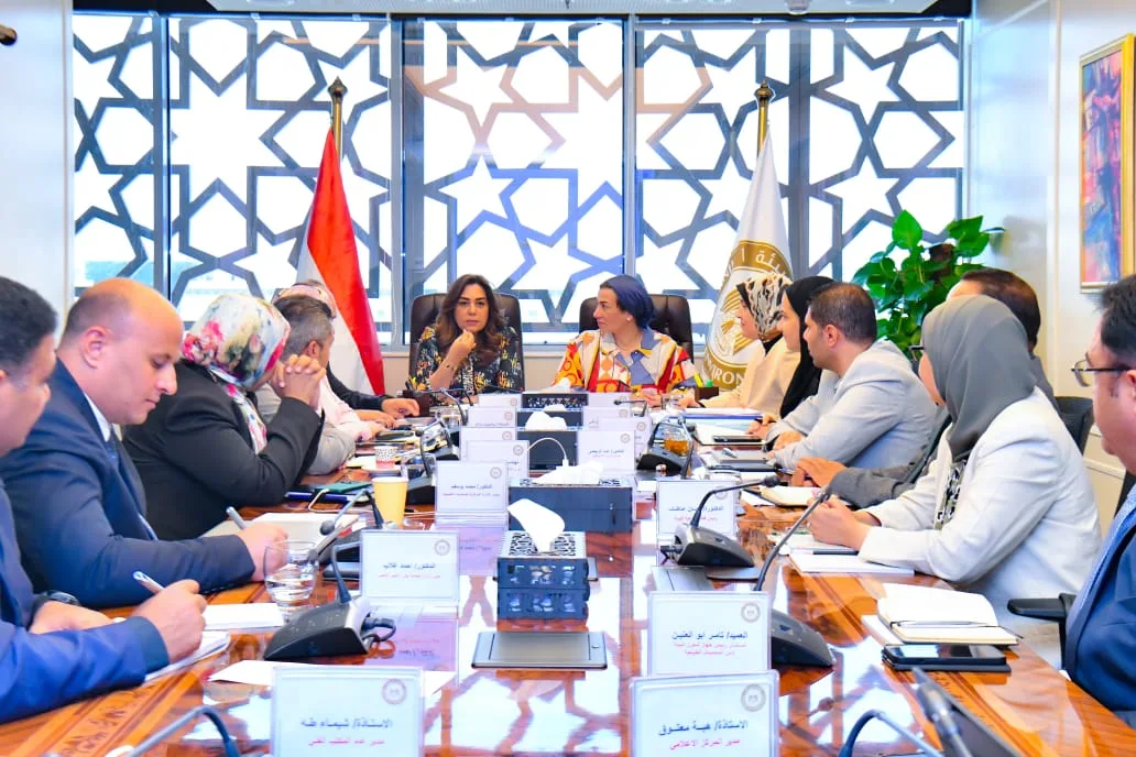 إدارة المحميات الطبيعية والصناعات المستدامة وجودة الهواء والمياه: أهم القضايا في وزارة البيئة إدارة المحميات الطبيعية والصناعات المستدامة وجودة الهواء والمياه: أهم القضايا في وزارة البيئة
