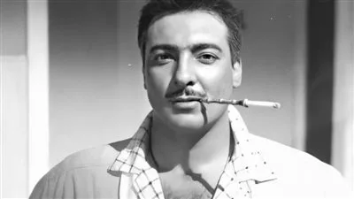 عاد للحياة بعد الموت، ووالدته ت拒绝 وداعه… اللحظات الأخيرة من حياة رشدي أباظة في ذكرى وفاته. عاد للحياة بعد الموت، ووالدته ت拒绝 وداعه… اللحظات الأخيرة من حياة رشدي أباظة في ذكرى وفاته.