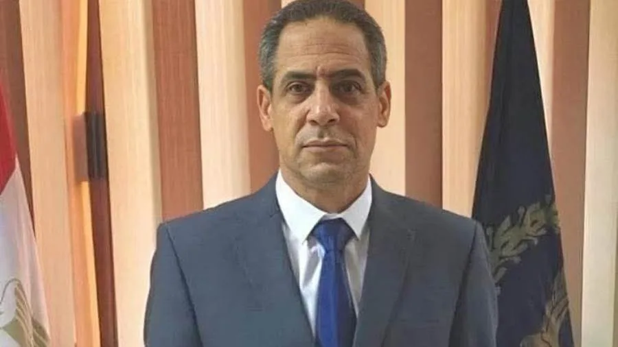 اكتشف السيرة الشخصية للواء محمد عمارة، المدير الجديد لأمن البحيرة. اكتشف السيرة الشخصية للواء محمد عمارة، المدير الجديد لأمن البحيرة.