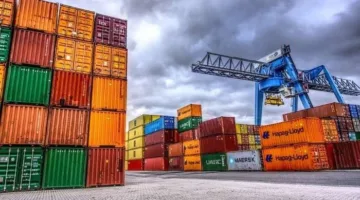 من الضيق إلى الازدهار: كيف تمكنت مصر من خفض عجز الميزان التجاري إلى أقل مستوياته؟