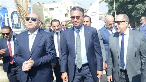 وزير التموين ومحافظ القاهرة يطلقان سوق “اليوم الواحد” في منطقة الجمالية