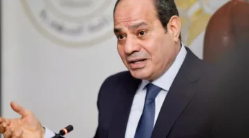 الرئيس السيسي يلتقي برئيس الوزراء ووزراء الصناعة والاستثمار والنفط