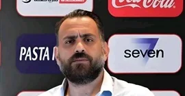 جون إدوارد وعبد الناصر محمد يمثلان الزمالك في سحب قرعة الدوري.