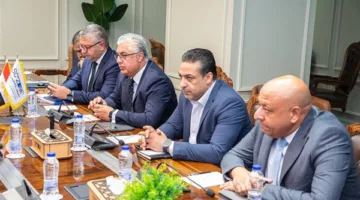 استثمارات جديدة من الصين تدخل المنطقة الاقتصادية لقناة السويس لتعزيز قطاع النسيج