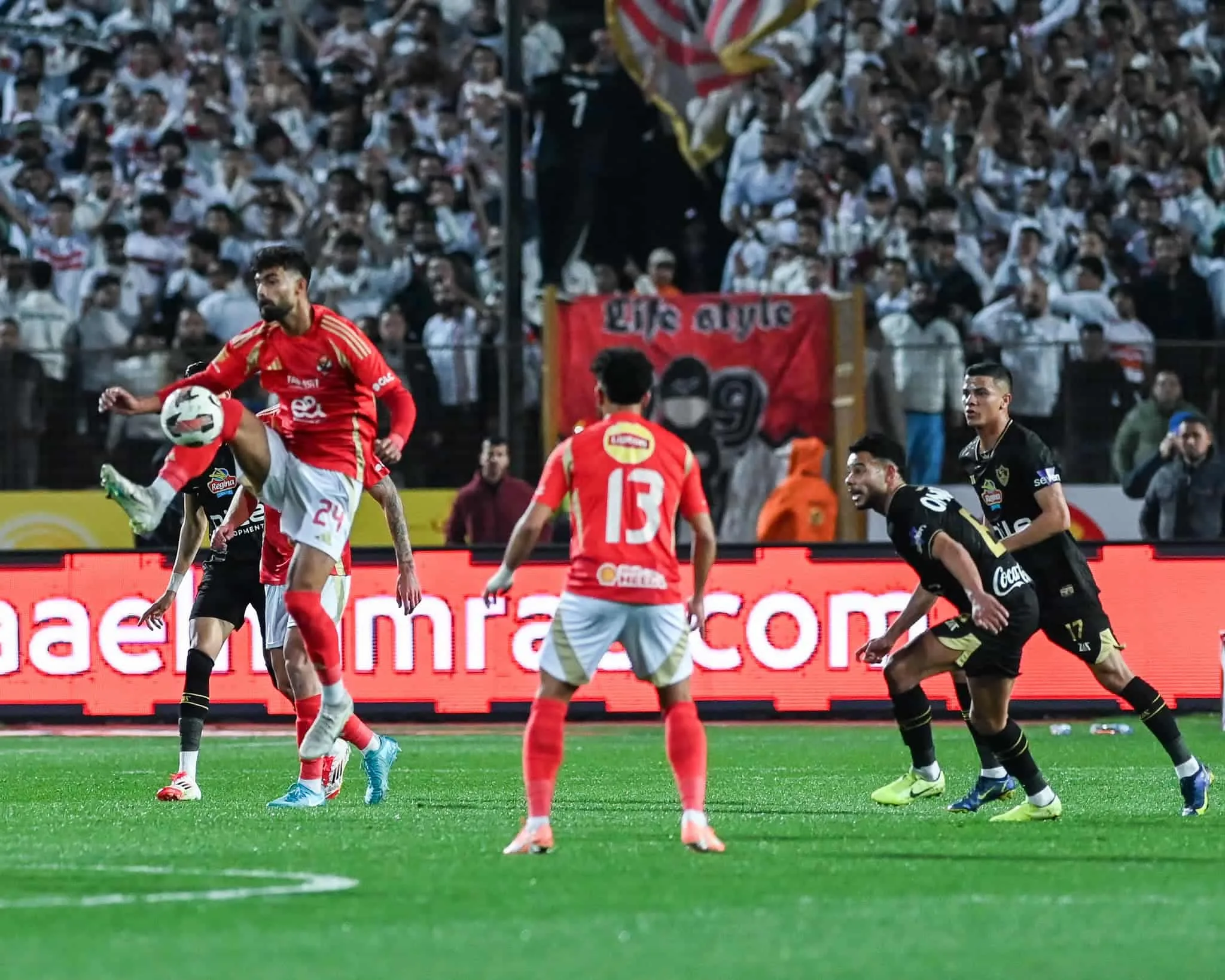 بعد تألق الأهلي.. لاعب الزمالك يطلب 30 مليون جنيه بعد تألق الأهلي.. لاعب الزمالك يطلب 30 مليون جنيه