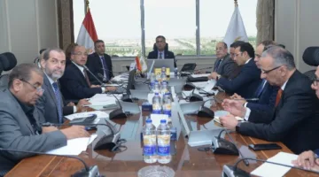وزير التموين يلتقي بقيادات مخابز القاهرة الكبرى لبحث توسعة أنشطة الإنتاج والمعارض