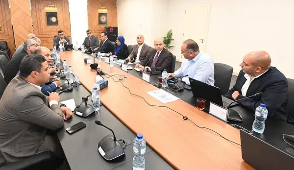 وزير الإسكان يناقش مع المؤسسين وضع تسويق ومبيعات المشاريع في العاصمة والقاهرة الجديدة