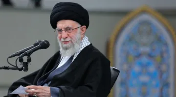 وزير الدفاع الإسرائيلي يقدم تحذيرًا جديدًا للمرشد خامنئي