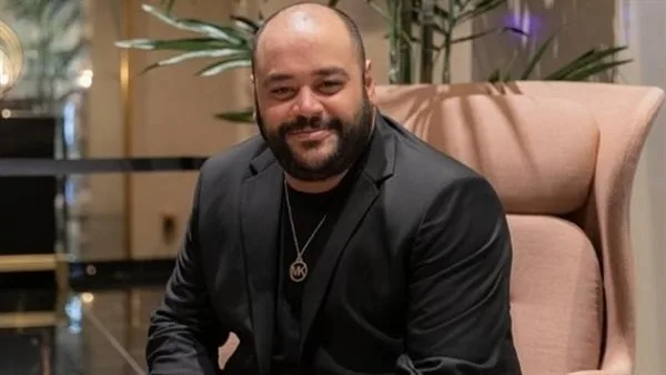 محمد ممدوح يشعر بالندم على عدم قبول دور “في كل أسبوع يوم جمعة”: الشخصية أثارت اهتمامي وآسر ياسين قدم أداءً رائعاً
