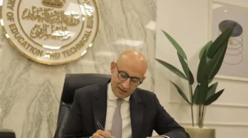 وزير التعليم يشارك في بدء البرنامج التدريبي الشامل لمعلمي اللغة العربية