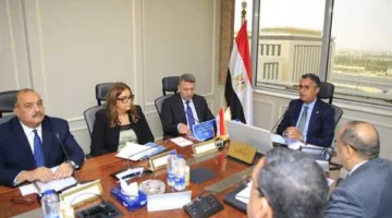 وزير التموين يلتقي برئيس مجلس إدارة شركة تجارة الجملة العامة