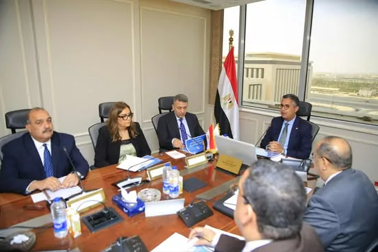 وزير التموين: تحسين مستودعات ومنافذ الجملة لضمان استمرارية السلع وزيادة فعالية الأداء
