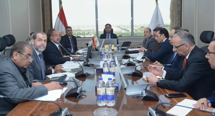 وزير التموين يوجه لتعزيز الاستفادة من إمكانيات شركة مخابز القاهرة الكبرى