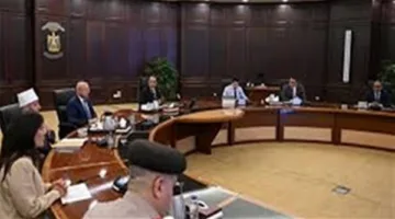 رئيس الوزراء يطلب إجراء تقييم كامل لصيانة الطرق وتعزيز العقوبات على مخالفات القيادة.