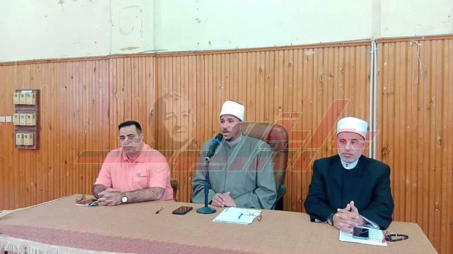 شهاوي: يهنئ المتفوقين في الثانوية الأزهرية بكفر الشيخ شهاوي: يهنئ المتفوقين في الثانوية الأزهرية بكفر الشيخ