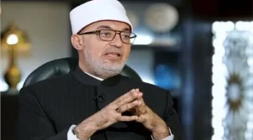 ما هو رأي الدكتور نظير عياد في شراء منتجات مخفضة وبيعها بأسعار مرتفعة؟