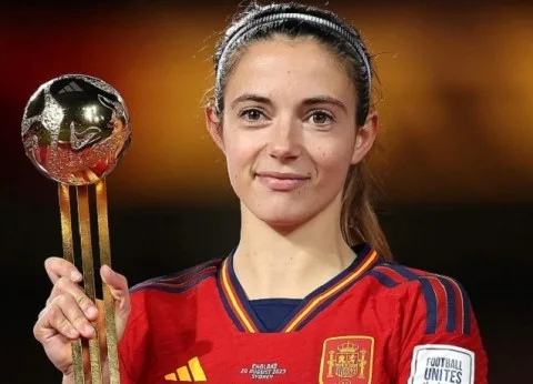 آيتانا بونماتي من إسبانيا تحرز جائزة أفضل لاعبة في بطولة يورو 2025 للسيدات