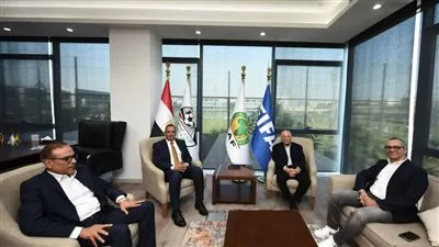 أبو ريدة يلتقي بنائب وزير التعليم لتوقيع اتفاقية تعاون في مجال اكتشاف المواهب