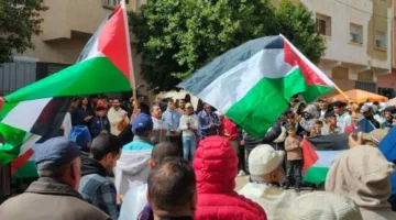 مواطنون مغاربة ينظمون احتجاجًا للمطالبة بإنهاء الجوع جراء السياسات الإسرائيلية في غزة
