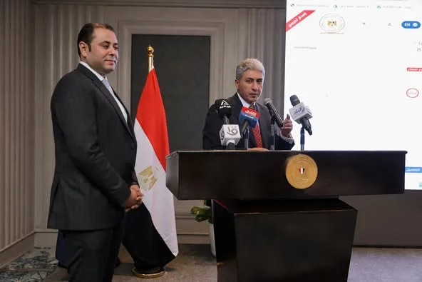 وزير السياحة: منصة EGTAP تهدف إلى تطوير وتأهيل الكوادر البشرية في القطاع السياحي. وزير السياحة: منصة EGTAP تهدف إلى تطوير وتأهيل الكوادر البشرية في القطاع السياحي.