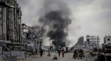الدفاع المدني في غزة: 60 قتيلاً نتيجة الغارات الإسرائيلية منذ صباح اليوم.