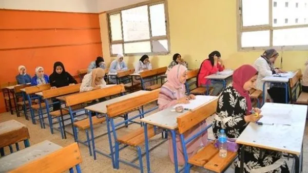 تأملات اجتماعية: الدكتورة سعاد العزازي تدعو إلى ضرورة الوعي الأسرى وإعادة النظر في مفاهيم التعليم والنجاح. تأملات اجتماعية: الدكتورة سعاد العزازي تدعو إلى ضرورة الوعي الأسرى وإعادة النظر في مفاهيم التعليم والنجاح.
