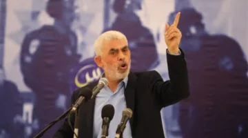 كاتب إسرائيلي: السنوار قد يحقق النصر حتى بعد وفاته ويجر إسرائيل نحو هزيمة.. نحن نخسر أمام صور الأطفال الجائعين في غزة.