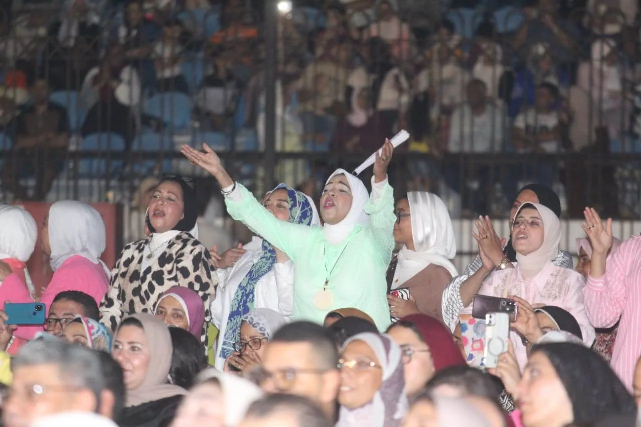 وزير الثقافة ومحافظ الإسكندرية يطلقان مهرجان الأوبرا الصيفي وزير الثقافة ومحافظ الإسكندرية يطلقان مهرجان الأوبرا الصيفي