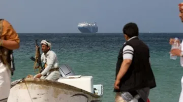 عاجل.. “استهداف جميع السفن” .. الحوثيون يعلنون تصعيد التوتر مع إسرائيل