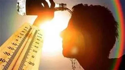«الصحة» توصي المواطنين بزيادة استهلاك الماء والعصائر الطبيعية لتفادي المخاطر الصحية الناتجة عن ارتفاع درجات الحرارة «الصحة» توصي المواطنين بزيادة استهلاك الماء والعصائر الطبيعية لتفادي المخاطر الصحية الناتجة عن ارتفاع درجات الحرارة