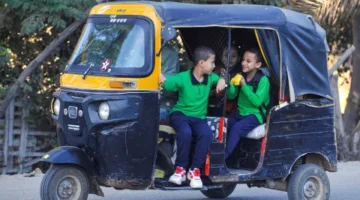 التوك توك في لبنان: وسيلة نقل شائعة بين التحديات اليومية والاحتياجات الحياتية