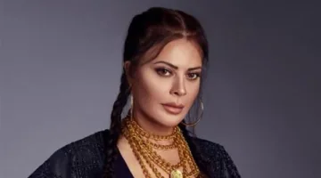 فنانون ومشاهير أظهروا الحزن والانكسار.. كارمن لبس أول الحاضرين لتقديم التعازي لزياد الرحباني